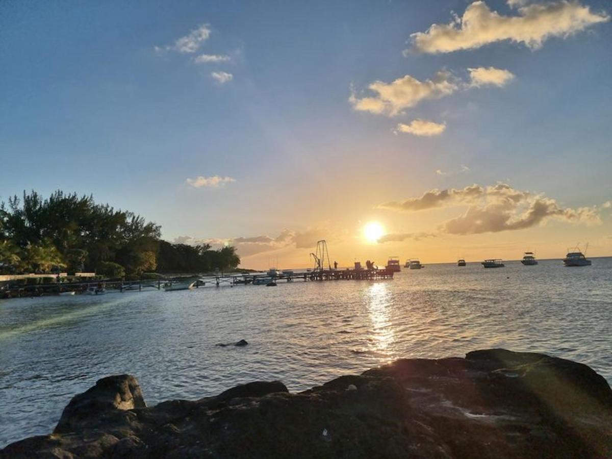 Holiday Rentals Mauritius Pointe aux Canonniers Extérieur photo